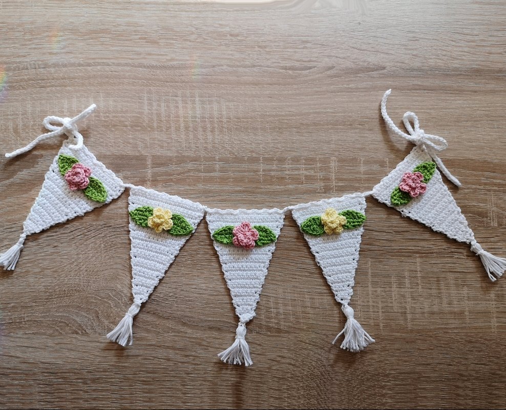 Häkelanleitung Wimpelgirlande