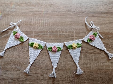 Häkelanleitung Wimpelgirlande