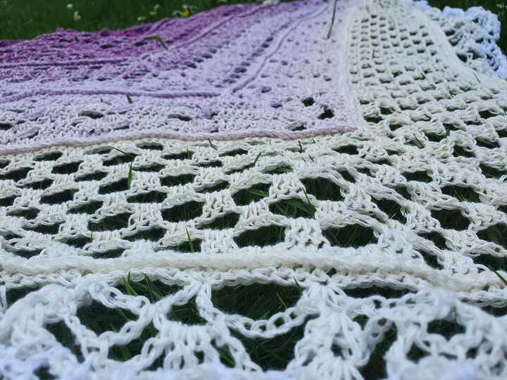 Häkelanleitung - Tuch "Blaire"