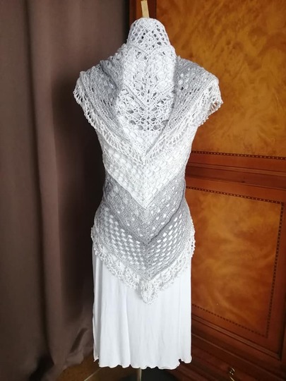 Häkelanleitung - Tuch "Blaire"