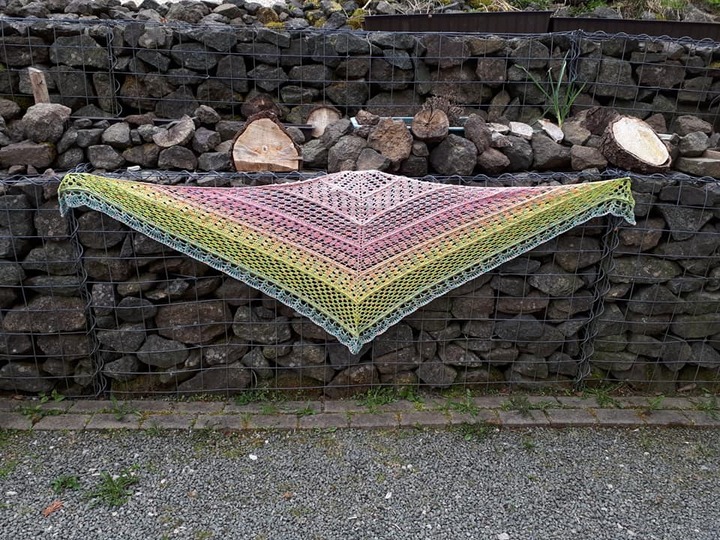 Häkelanleitung - Tuch "Blaire"