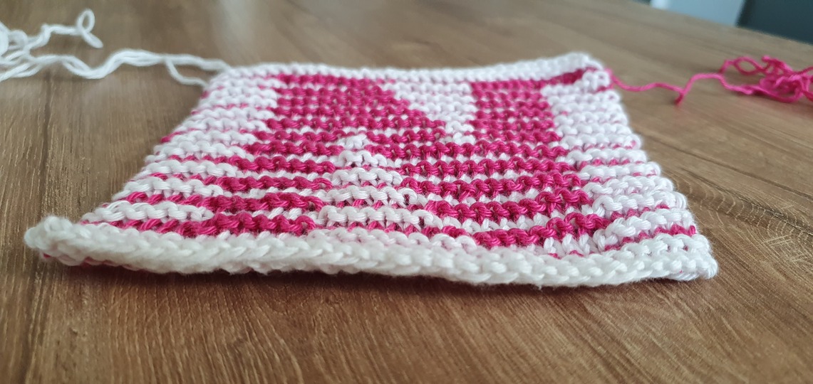 Schattenstricken, Illusionsstricken, Buchstabe "N"