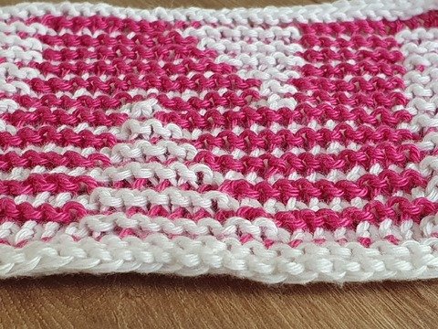 Schattenstricken, Illusionsstricken, Buchstabe "N"