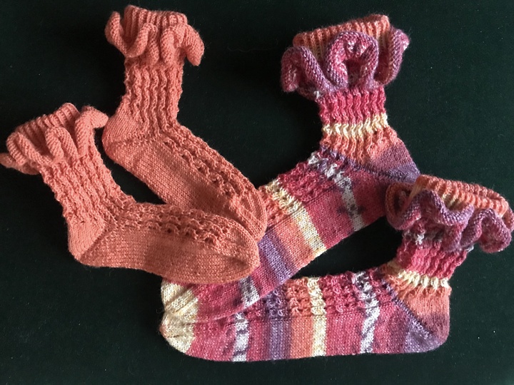 Strickanleitung Romanticsocks (Gr. 20/21 - 46/47)