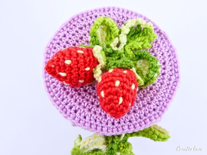 Häkelanleitung Erdbeeren in 3 Größen inkl. Blatt, Blüte & Anwendungstipps