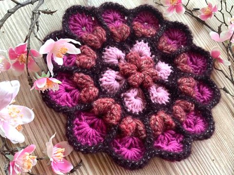 rundes Granny "Blümschn"