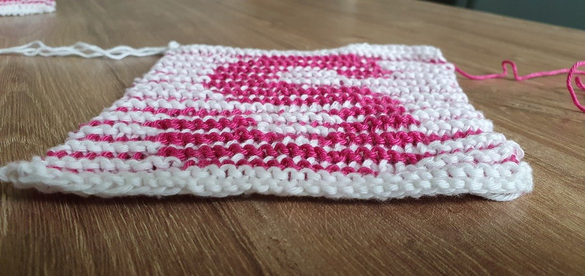 Schattenstricken, Illusionsstricken, Buchstabe "S"