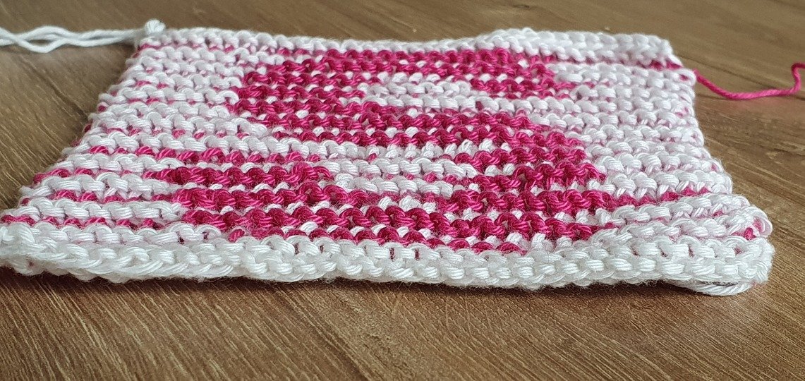 Schattenstricken, Illusionsstricken, Buchstabe "S"