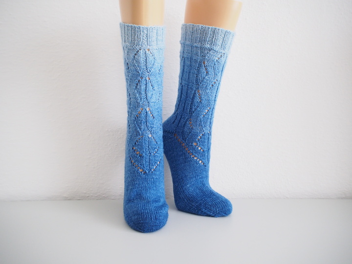 Wellenreiter - easy sock pattern