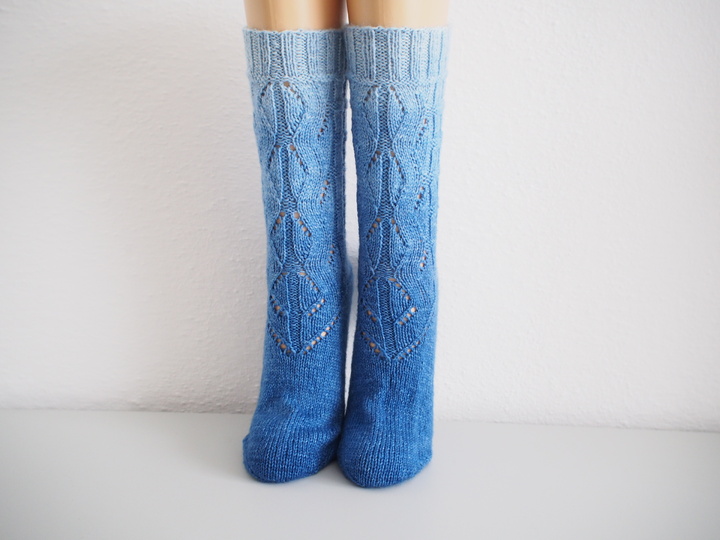 Wellenreiter - easy sock pattern