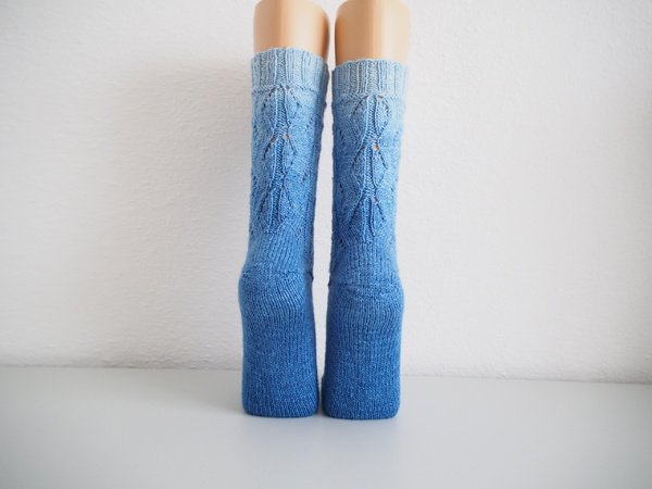 Wellenreiter - easy sock pattern