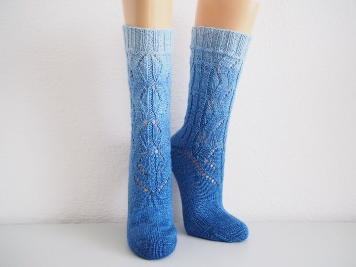 Wellenreiter - easy sock pattern