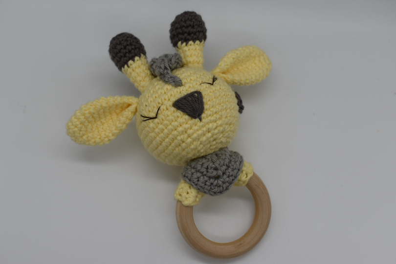 Häkelanleitung für Greifling Giraffe „Gerald“