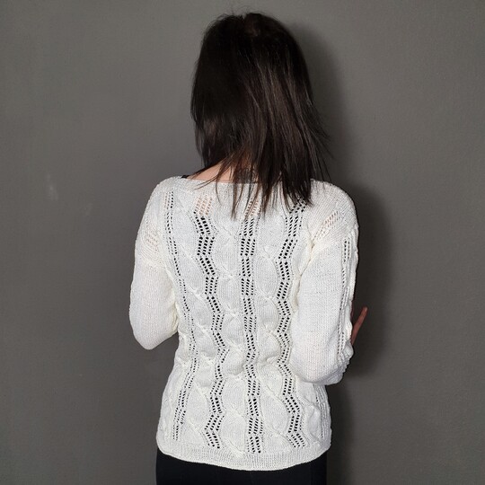 202 Strickanleitung Pullover Lochmuster Zopfmuster Angela