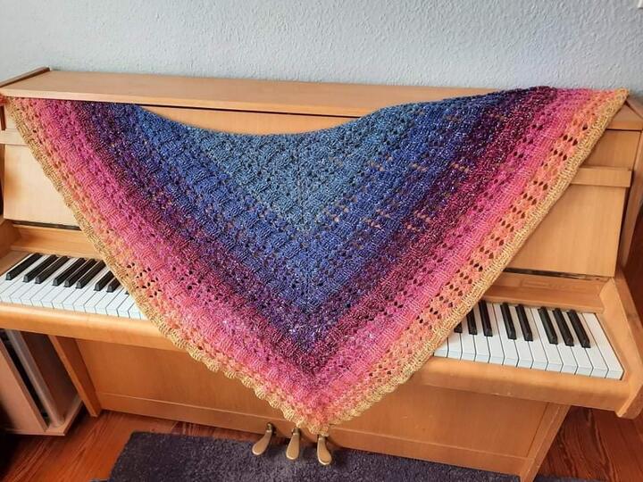 Tuch Tamina häkeln Dreieckstuch Häkeltuch