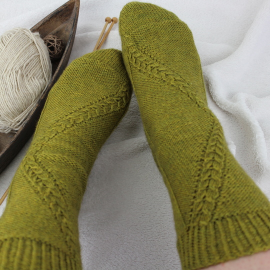 Knitting Pattern Socks with  Cables PDF Download intermediate knitting
