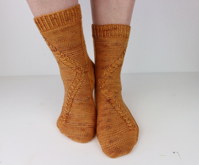 Strickanleitung Socken "Knight Socks"