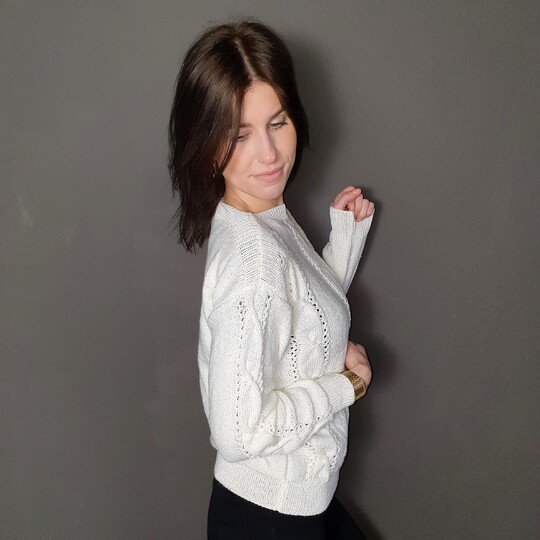 203 Strickanleitung Pullover Lochmuster Zopfmuster Gabi