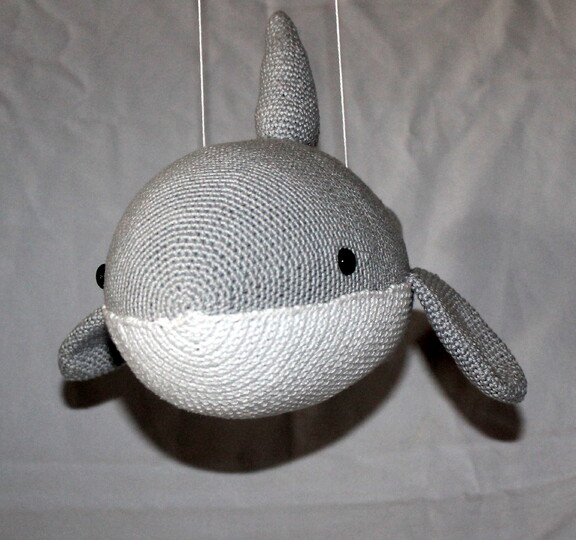 Crochet a Shark – Amigurumi Shark Heike, about 45 cm (EN & DE)