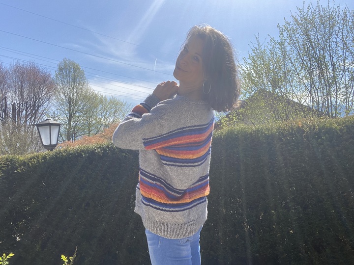 Nahtloser Sweater "Moviestar" (6 Größen)