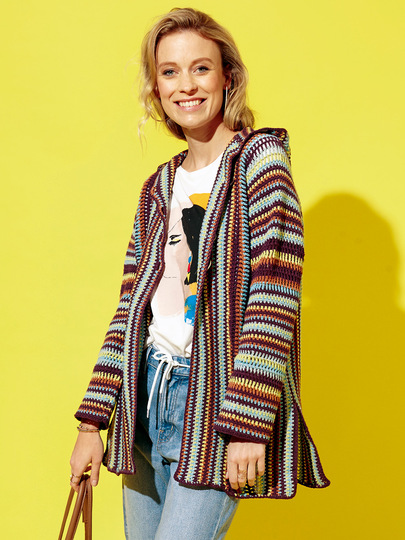Häkelanleitung: Gestreifte Kapuzen-Jacke in fünf Farben