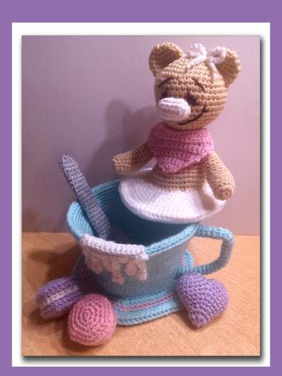 Häkelanleitung / Amigurumi / Überraschungsbär