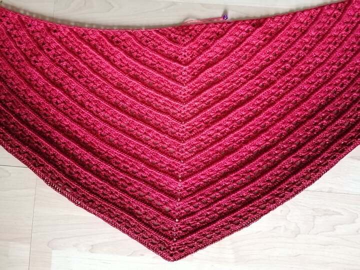 Kombihäkelanleitung "Irisa", Dreieckstuch/ Sichelmondtuch