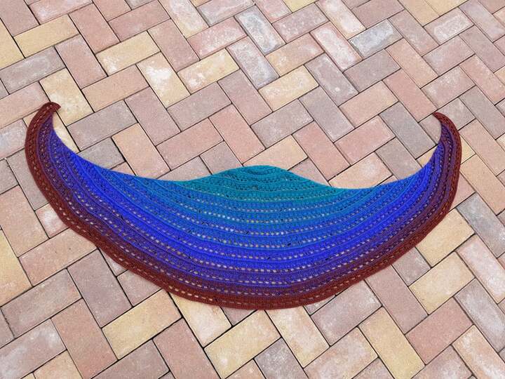 Kombihäkelanleitung "Irisa", Dreieckstuch/ Sichelmondtuch