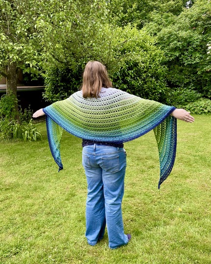 Kombihäkelanleitung "Irisa", Dreieckstuch/ Sichelmondtuch