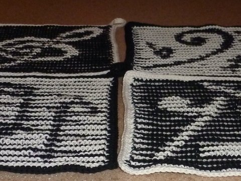 Küchenmusik - Lappenquartett mit Schattenstrickmotiven