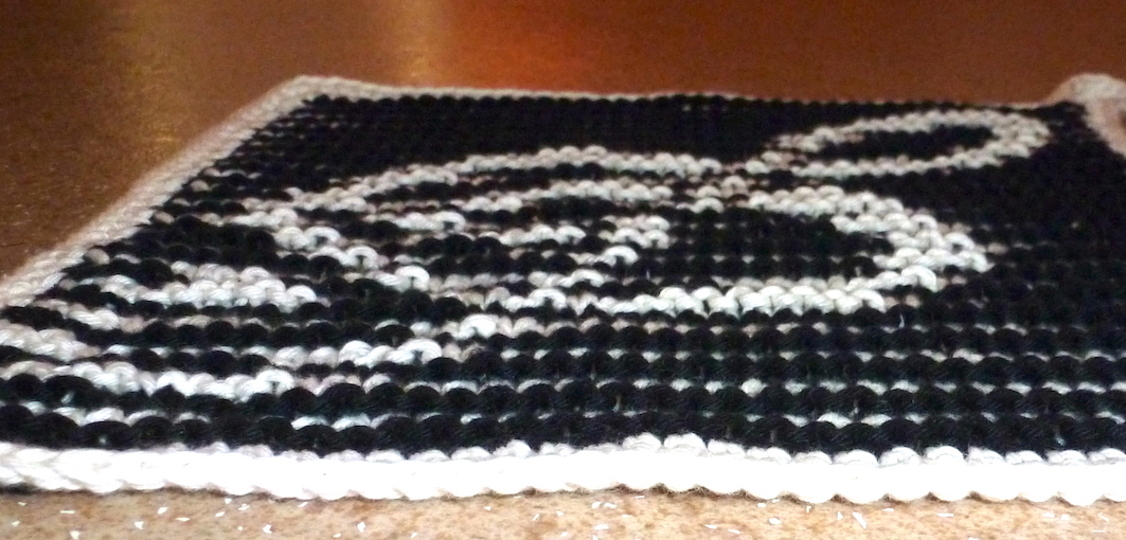 Küchenmusik - Lappenquartett mit Schattenstrickmotiven