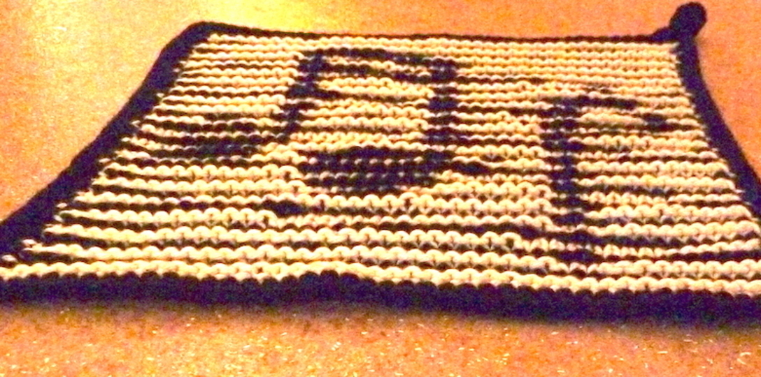 Küchenmusik - Lappenquartett mit Schattenstrickmotiven