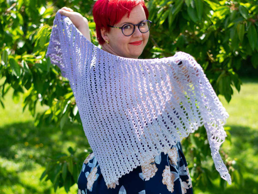 Häkelanleitung für das asymmetrische Dreieckstuch "Dracones" - Bild 2