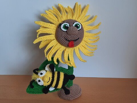 Der dicke Willy und die Sonnenblume - Amigurumi Häkelanleitung