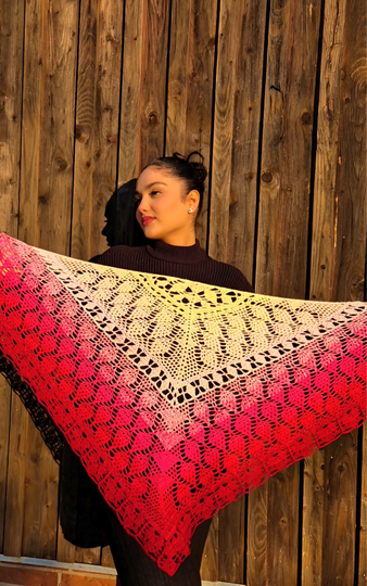 Crochet Pattern Triangle Shawl Hayat – with Crochet Chart