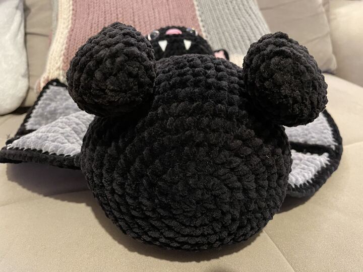 Häkelanleitung: Frieda Flattermors - Die süße Fledermaus zum Selbermachen