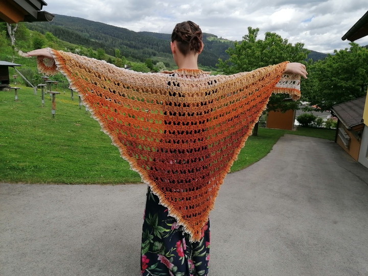 Tuch “Chasianna BE” – Häkelanleitung