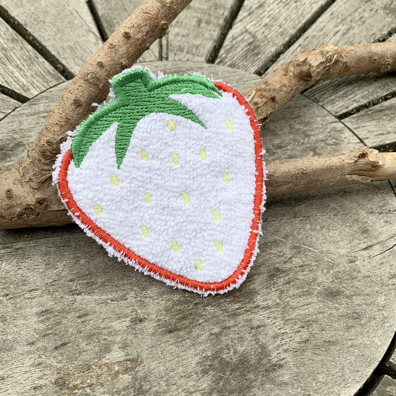 Abschminkpad Erdbeere Stickdatei ITH 10x10 cm Waschpad