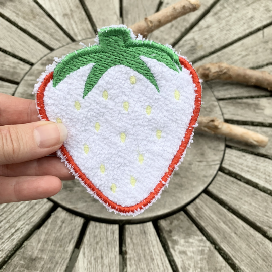 Abschminkpad Erdbeere Stickdatei ITH 10x10 cm Waschpad