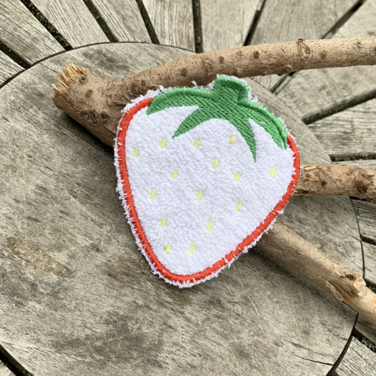 Abschminkpad Erdbeere Stickdatei ITH 10x10 cm Waschpad