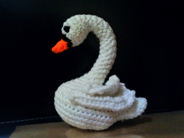 Swan. Crochet pattern