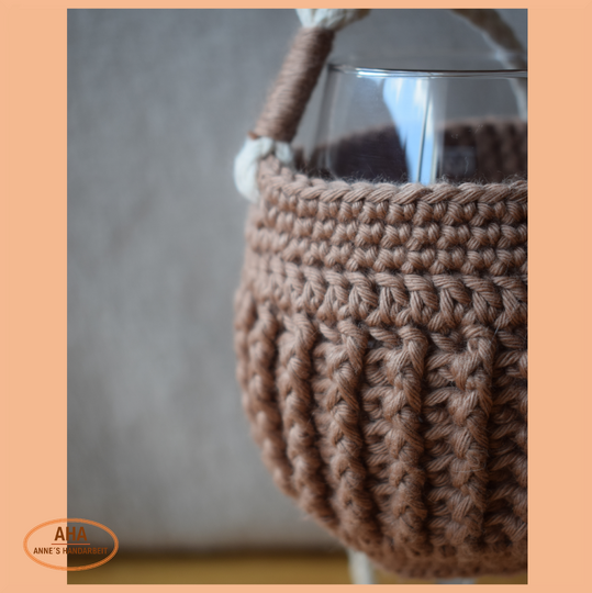 Willi - gehäkelter Weinglashalter