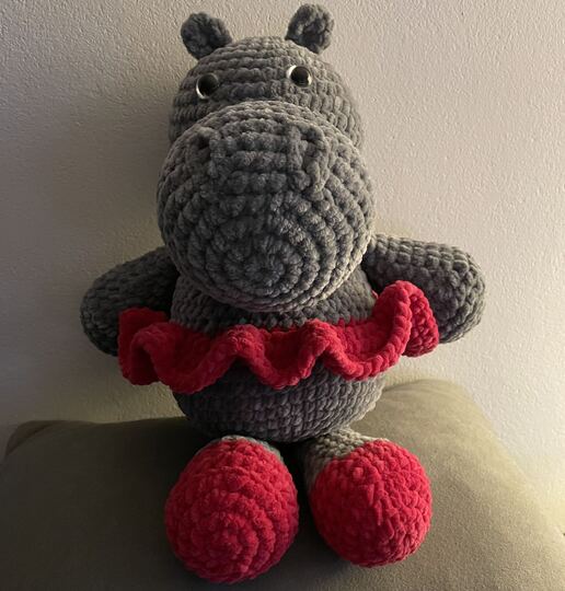 Häkelanleitung für Bella Ballerina: Das tanzende Nilpferdmädchen