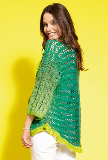 Häkelanleitung: Quer gehäkelte Jacke im Farbverlauf und mit Volantblende