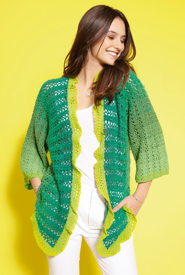 Häkelanleitung: Quer gehäkelte Jacke im Farbverlauf und mit Volantblende