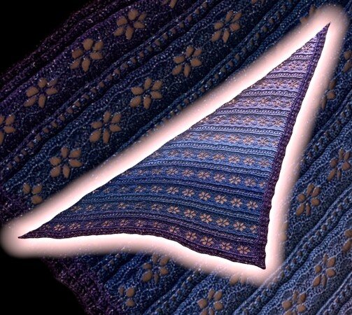 Crochet Pattern Triangular Scarf "Helike"