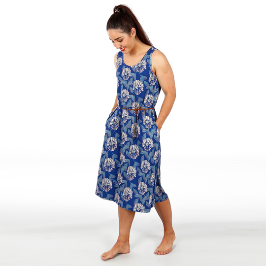 FRAU HELLIE • bequemes Trägerkleid, e-book