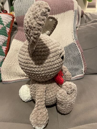 Häkelanleitung Hasenjunge Haselino – perfekt zum Verschenken und Dekorieren