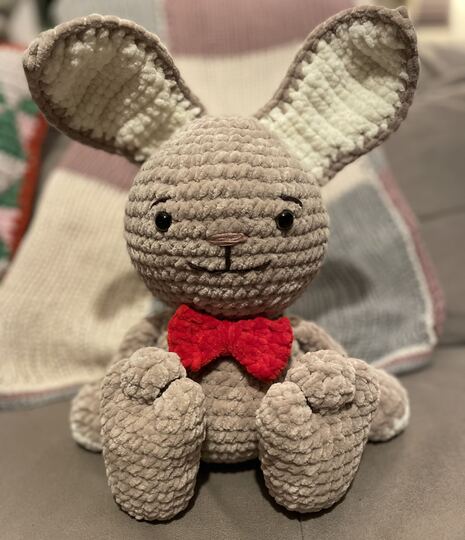 Häkelanleitung Hasenjunge Haselino – perfekt zum Verschenken und Dekorieren