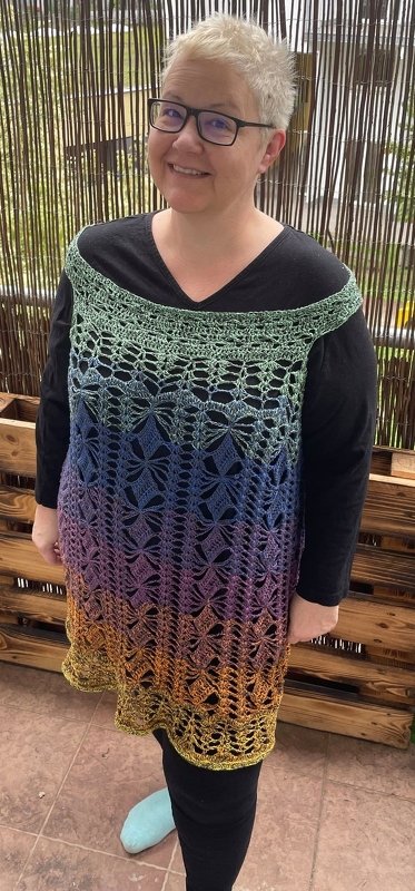 Tunika Carmenia (Rundpasse) alle Größen